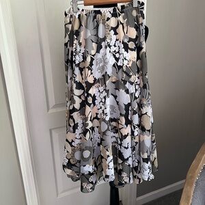 Bob Mackie Black and Cream Floral A-Line Skirt